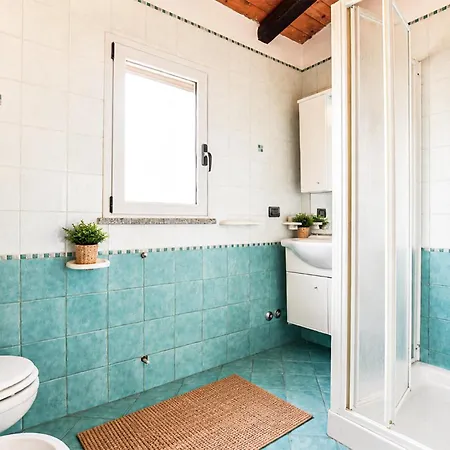 Pet Friendly In Marina With Swimming Pool